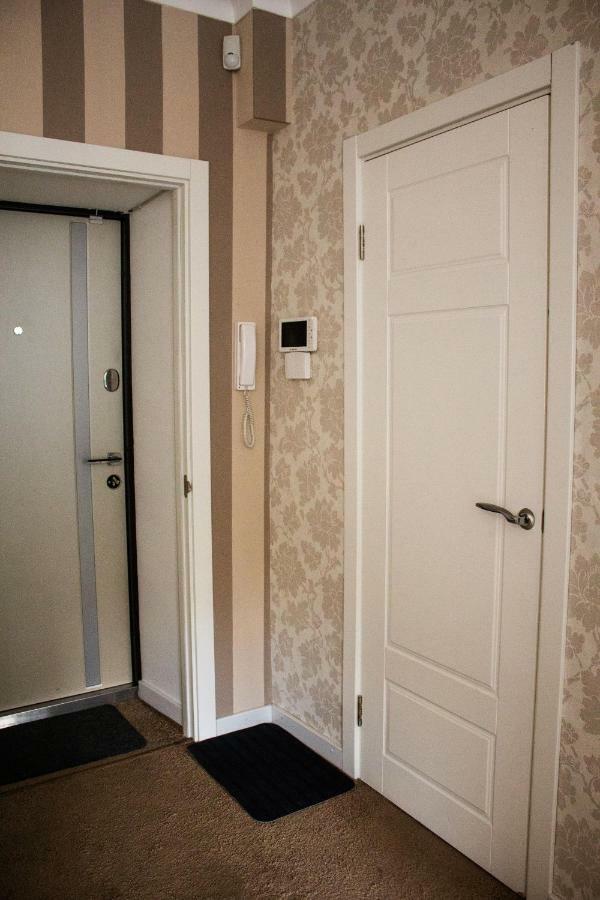 Charming City Center Flat L Self Check-In كييف المظهر الخارجي الصورة