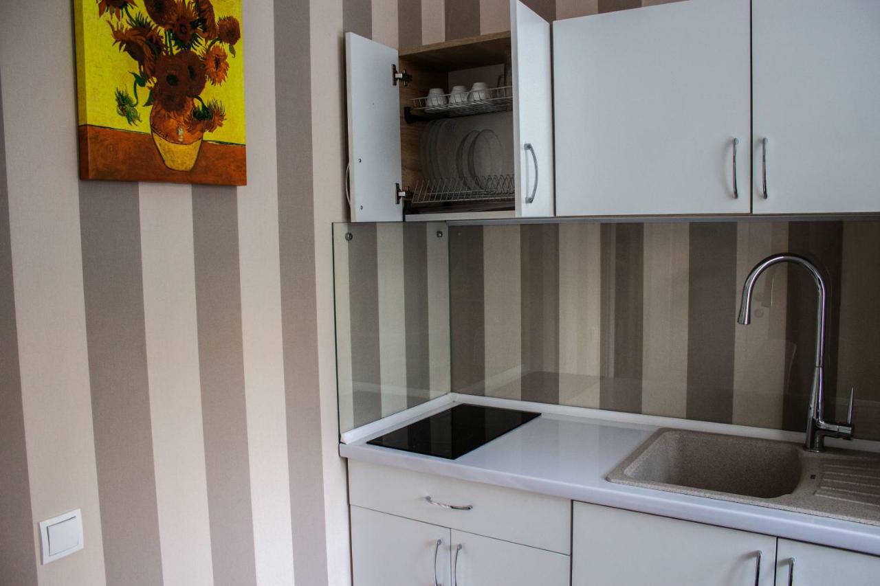 Charming City Center Flat L Self Check-In كييف المظهر الخارجي الصورة